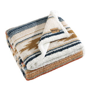 Field & stream online cozy buffalo sherpa blanket